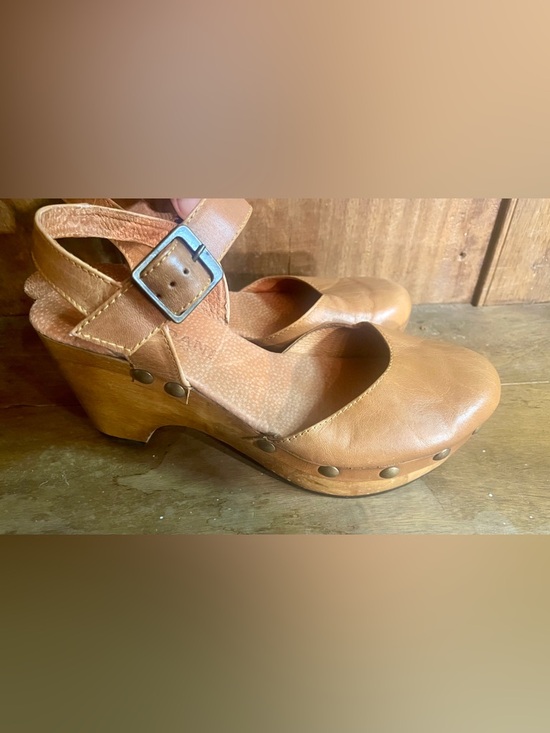 Cordani Shoes - Cordani Zori Tan Leather Wooden Heeled Clogs